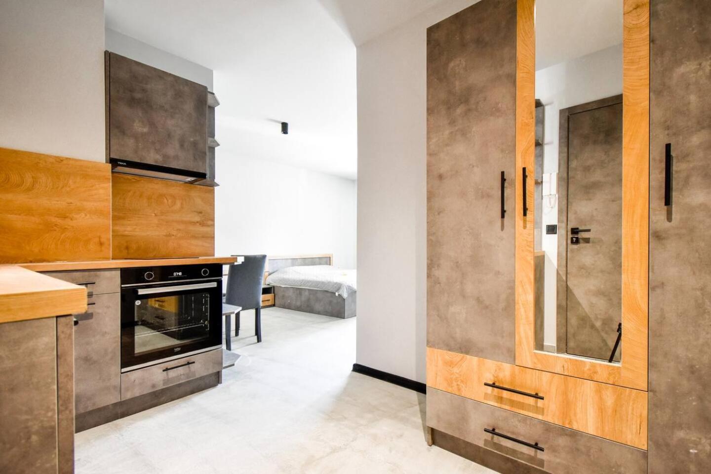 6 Studios 6 Bathrooms 2 Levels Kitchens София Экстерьер фото