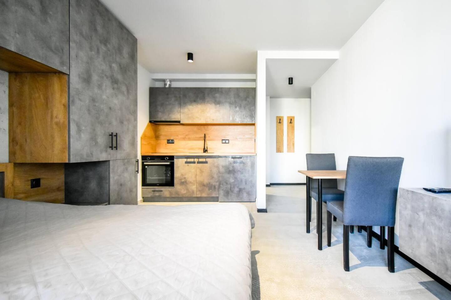 6 Studios 6 Bathrooms 2 Levels Kitchens София Экстерьер фото